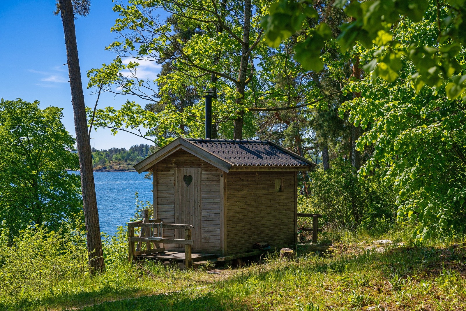 Redskaps/ vedbod. Galleribilde