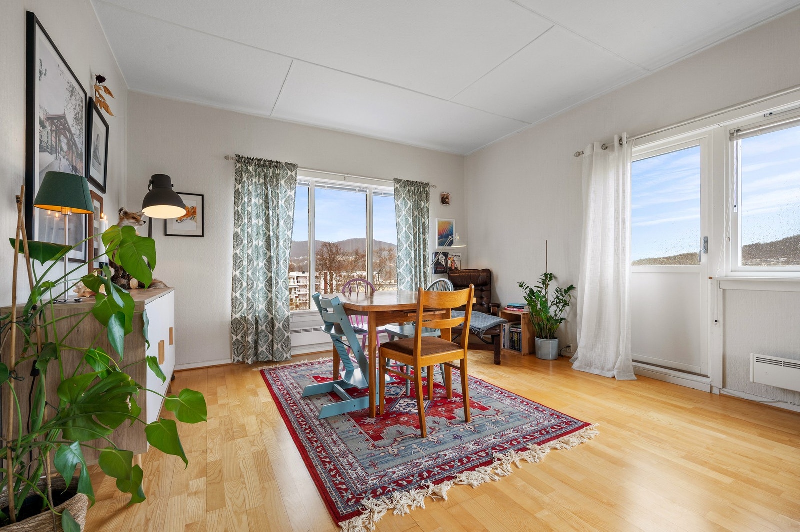 Adkomst til veranda fra stuen (balkongdør er fra 2020) Galleribilde