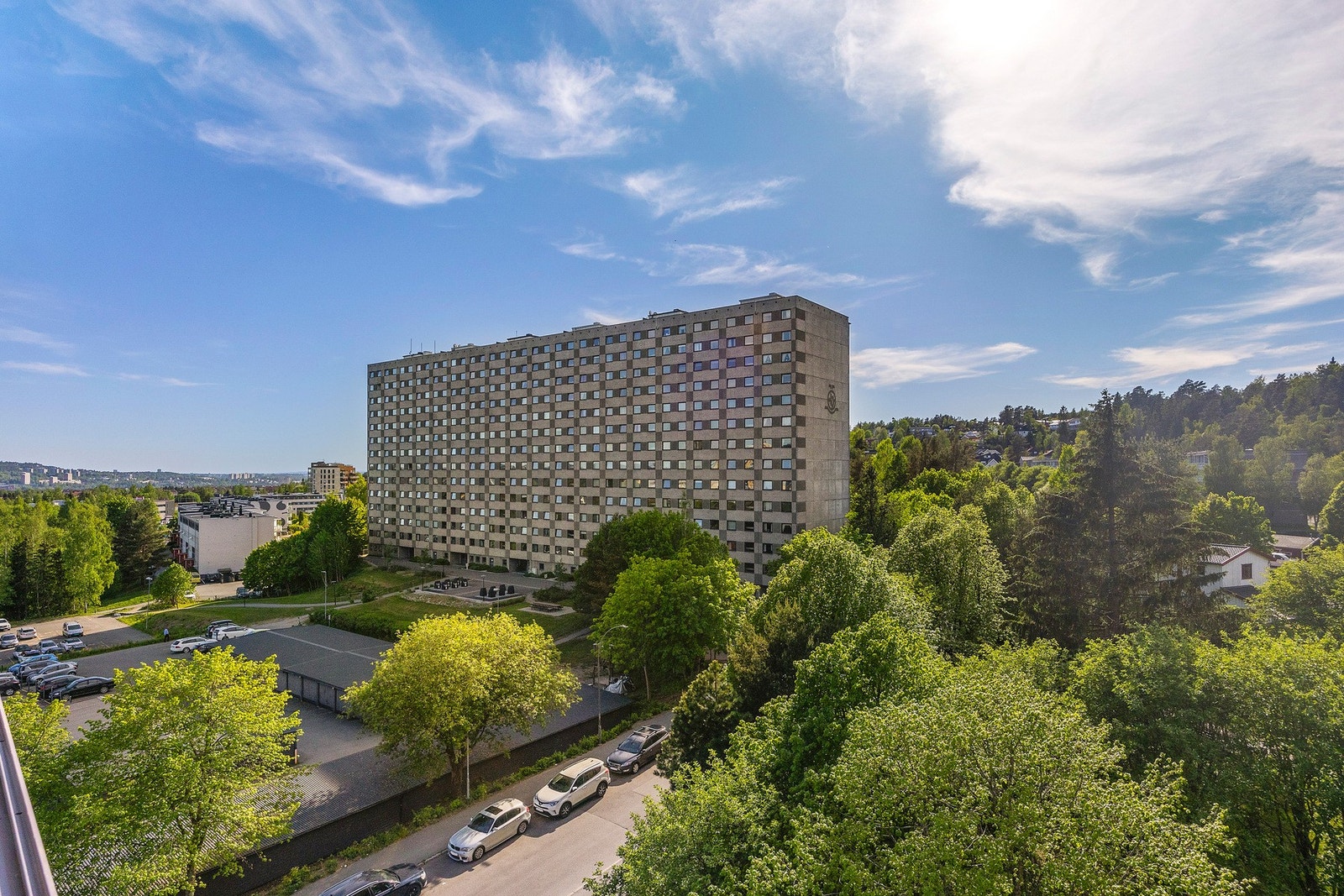 Borettslaget består av 982 andelsleiligheter. I tillegg kommer 2 tjenesteleiligheter. Galleribilde