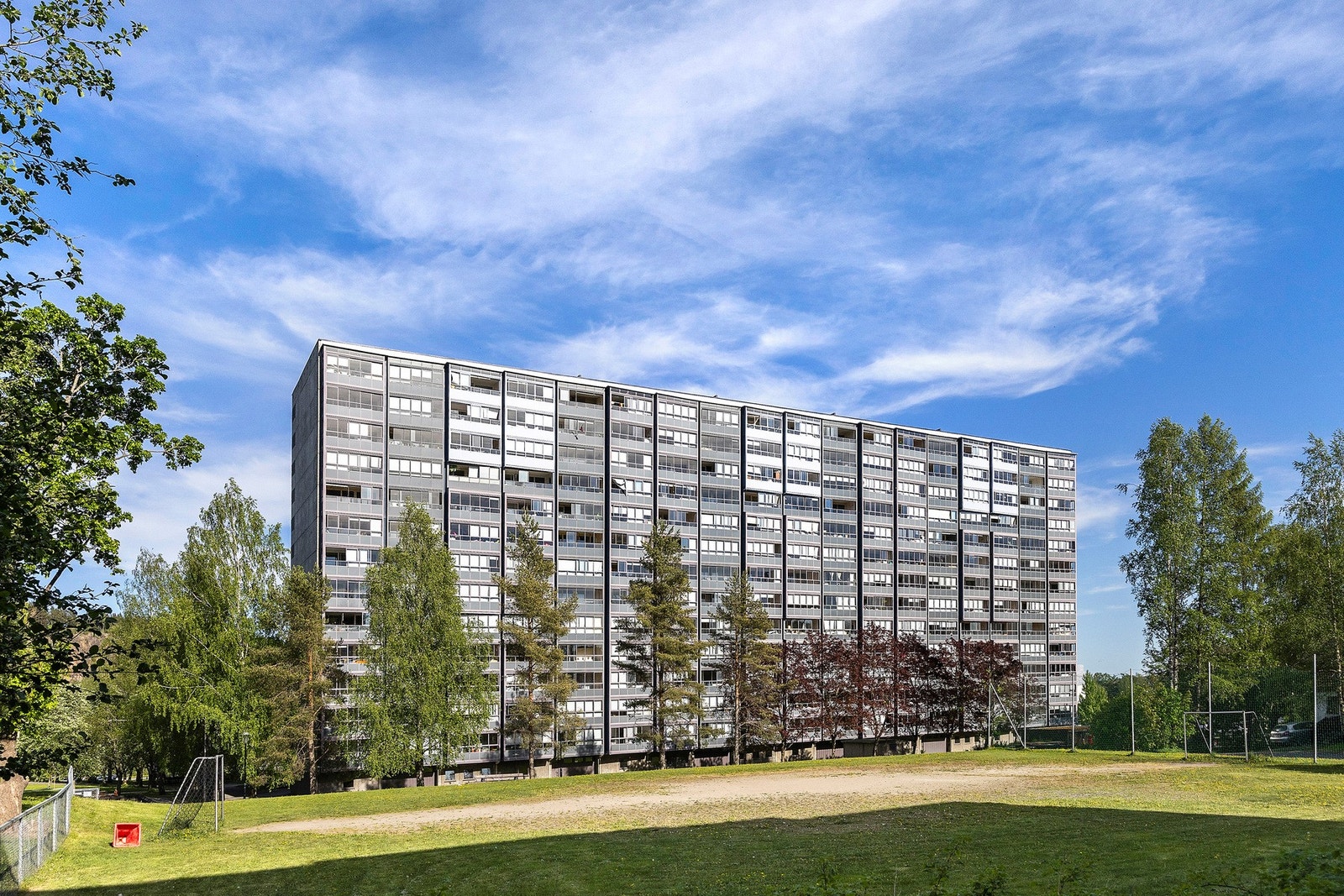Leiligheten ligger i byggets 6. etasje. Galleribilde