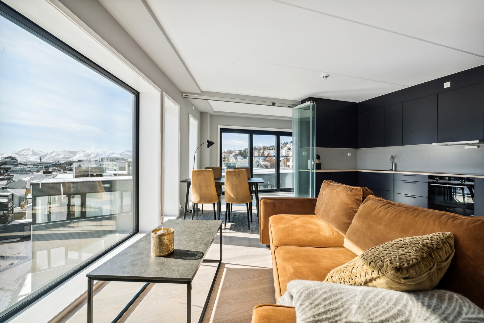 Stue /kjøkken Galleribilde