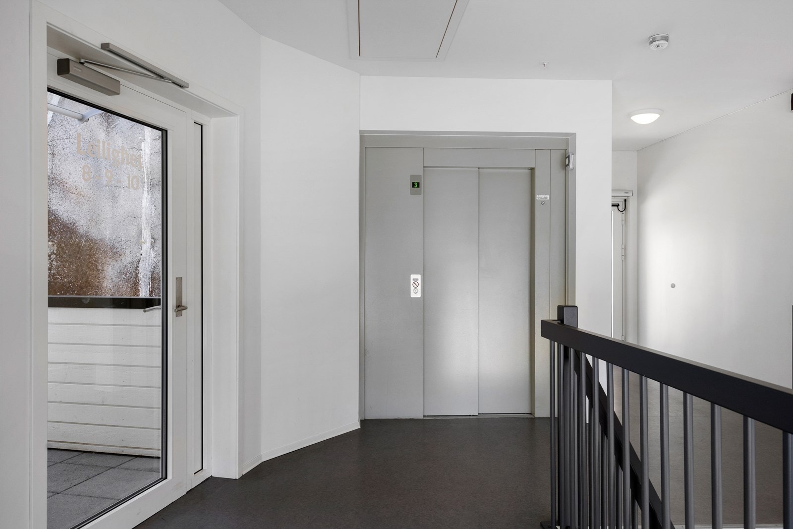Heis i bygget. Galleribilde
