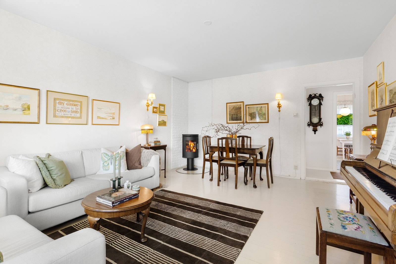 En fin 3-roms leilighet med sentral beliggenhet på Hovenga, Porsgrunn. Galleribilde