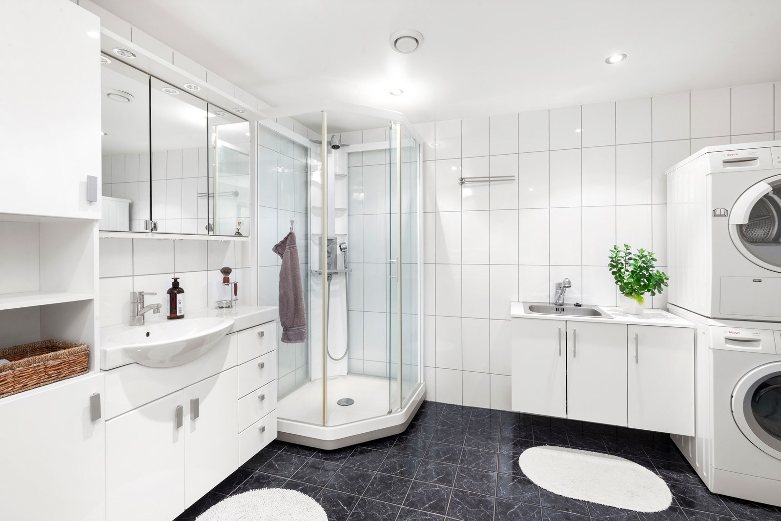 Leilighetens andre baderom. Galleribilde