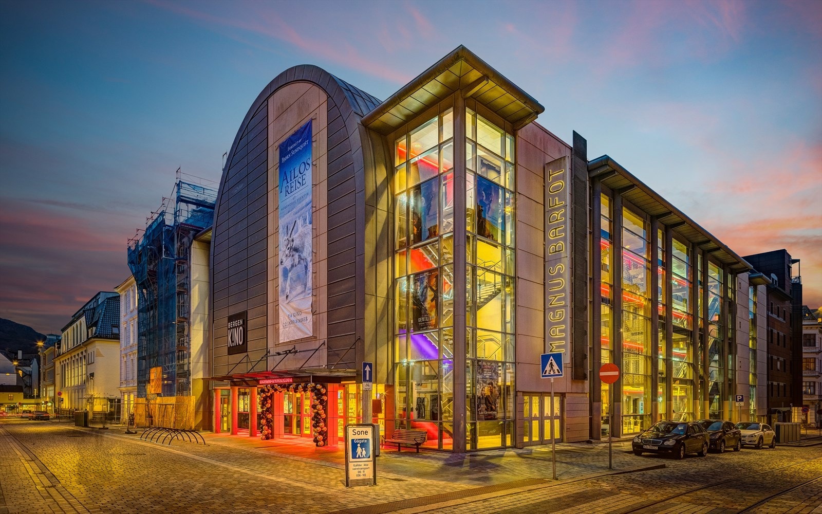 Ellers er både Bergen kino og alle sentrums service- og serveringstilbud like i nærheten. Galleribilde