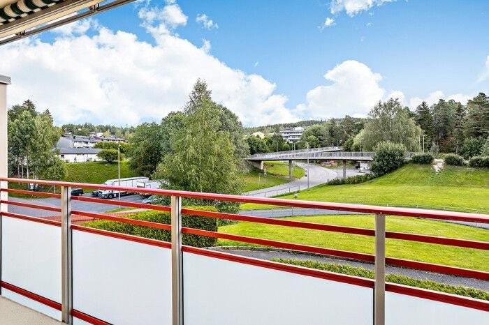 Balkong østside (høy første etasje) Galleribilde