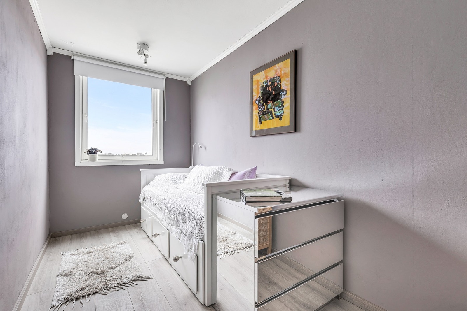 Soverom 2 er på 7,8 kvm. Galleribilde