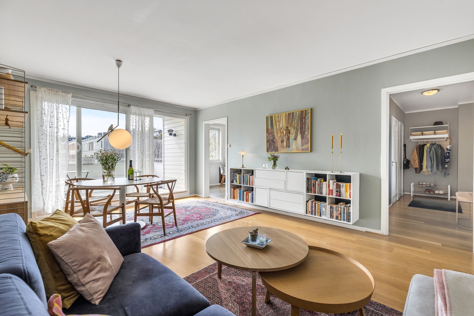 Velkommen til Byåsveien 160B, presentert av EiendomsMegler 1 ved Sigbjørn Shaswar-Vestå. Galleribilde