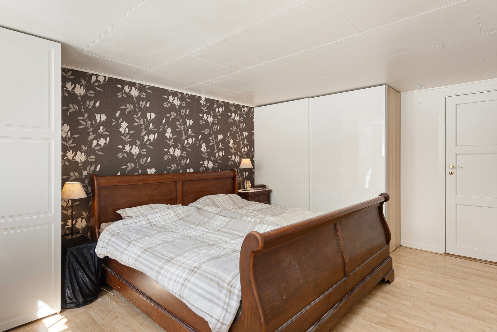 Her er det god garderobeplass Galleribilde