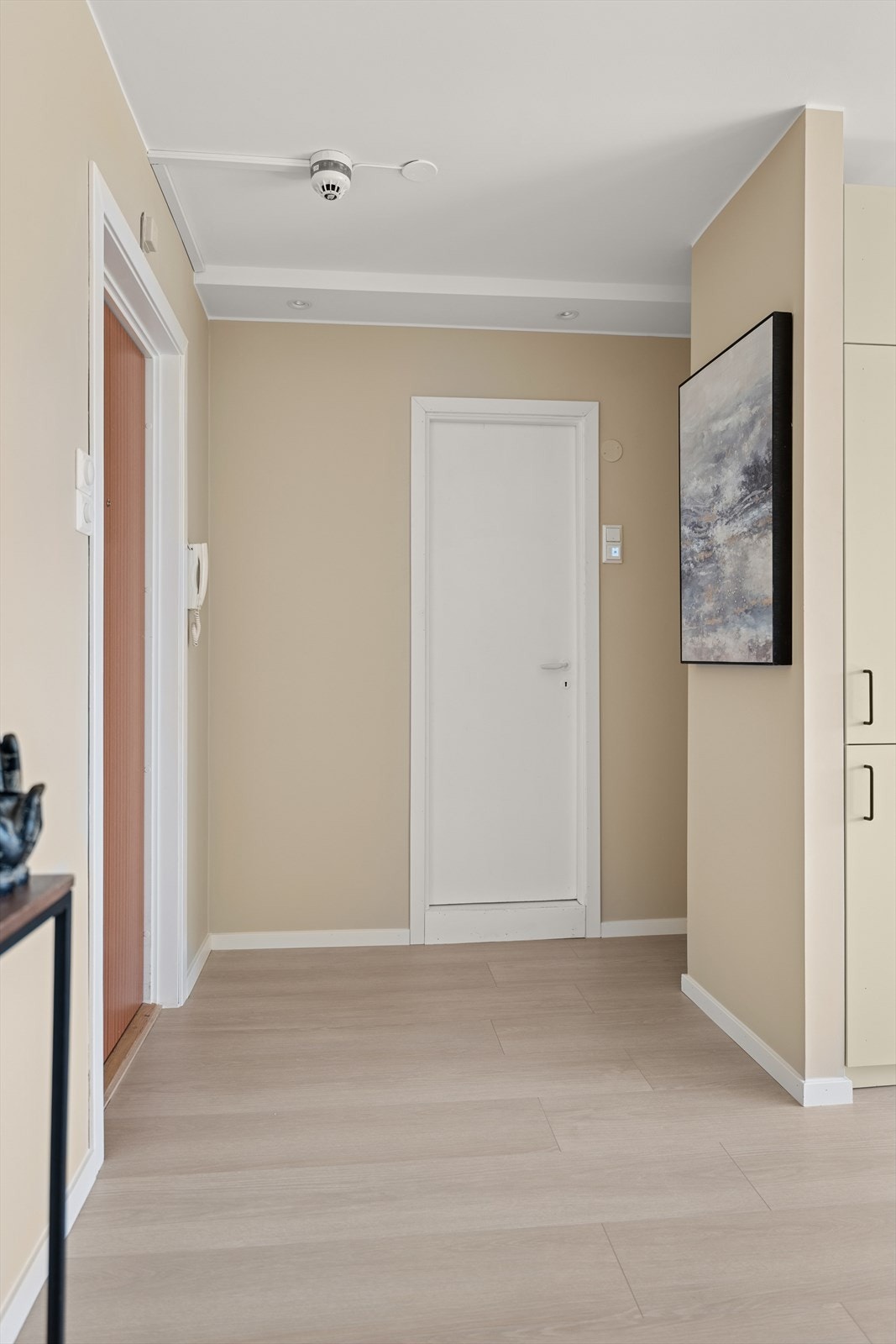 Velkommen inn til det som kan bli ditt nye hjem i Bergensveien 4A! Galleribilde