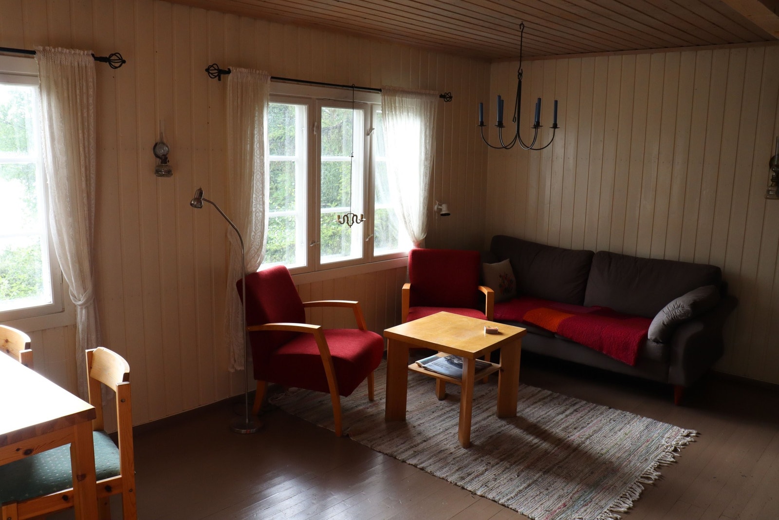 Stue med sofagruppe Galleribilde