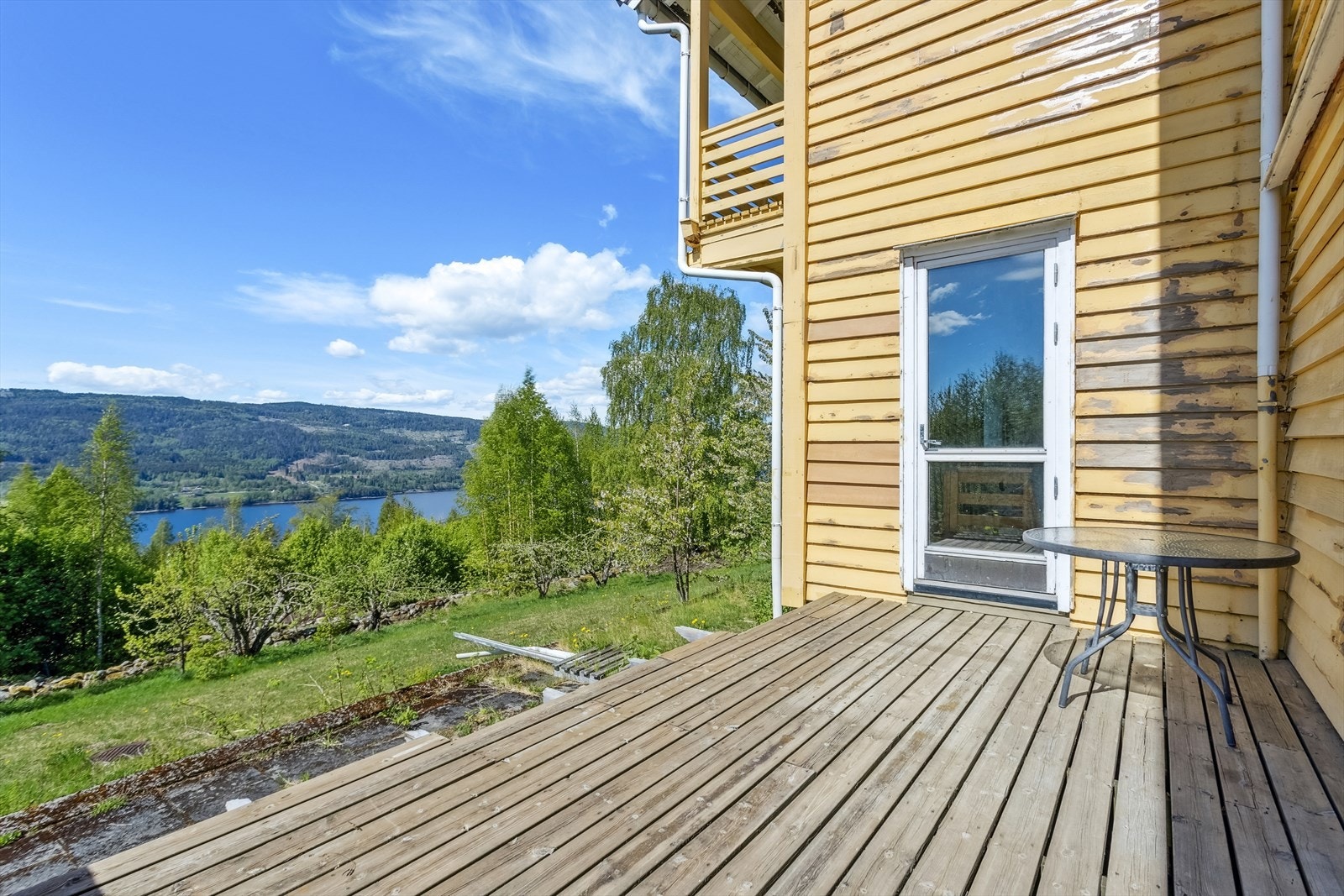 Terrasse med flott utsikt. Galleribilde
