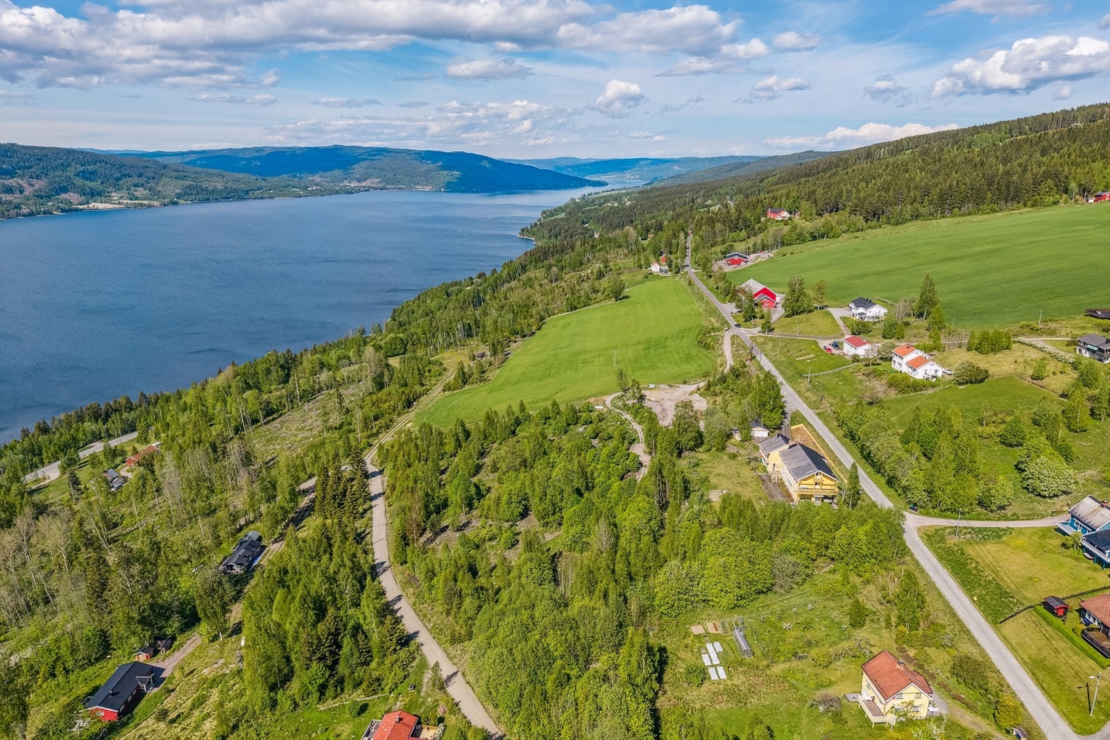 Nærhet til store markaområder og turmuligheter. Galleribilde