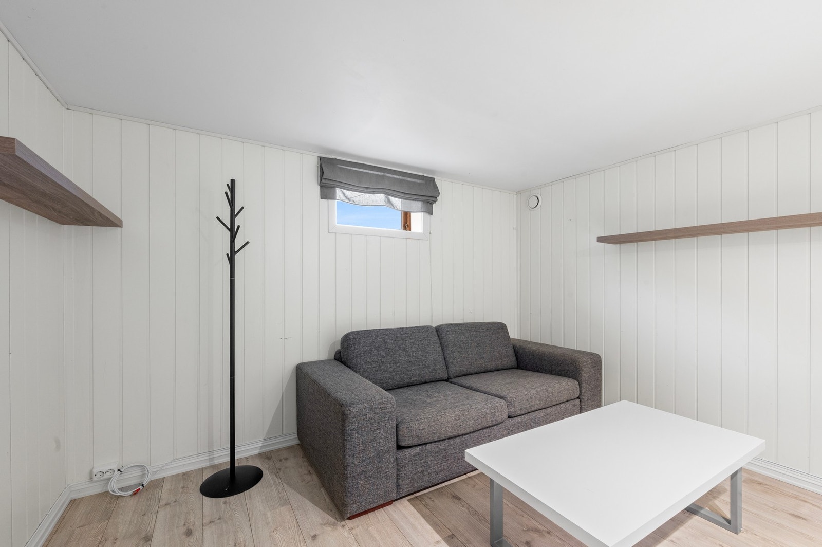 Innredet rom i kjeller. Rommet har opprinnelig vært vedbod, og er følgelig ikke bruksendret. Galleribilde