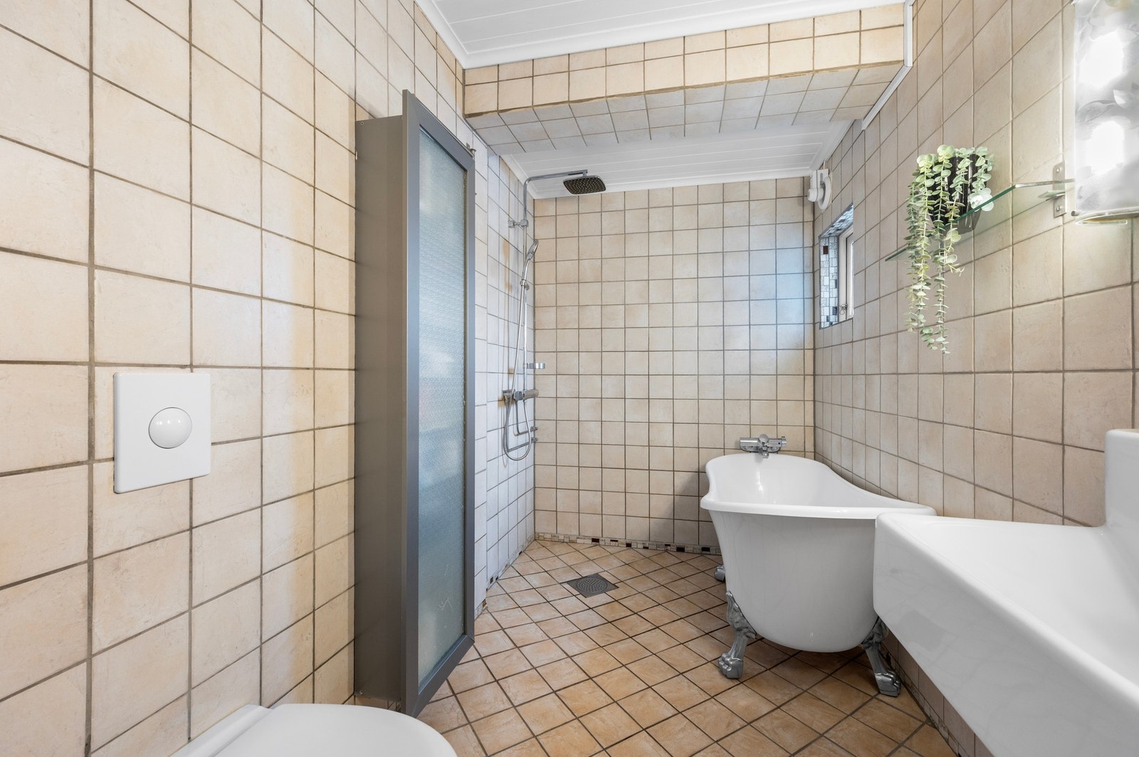 Flislagt bad fra rundt 2003. Galleribilde