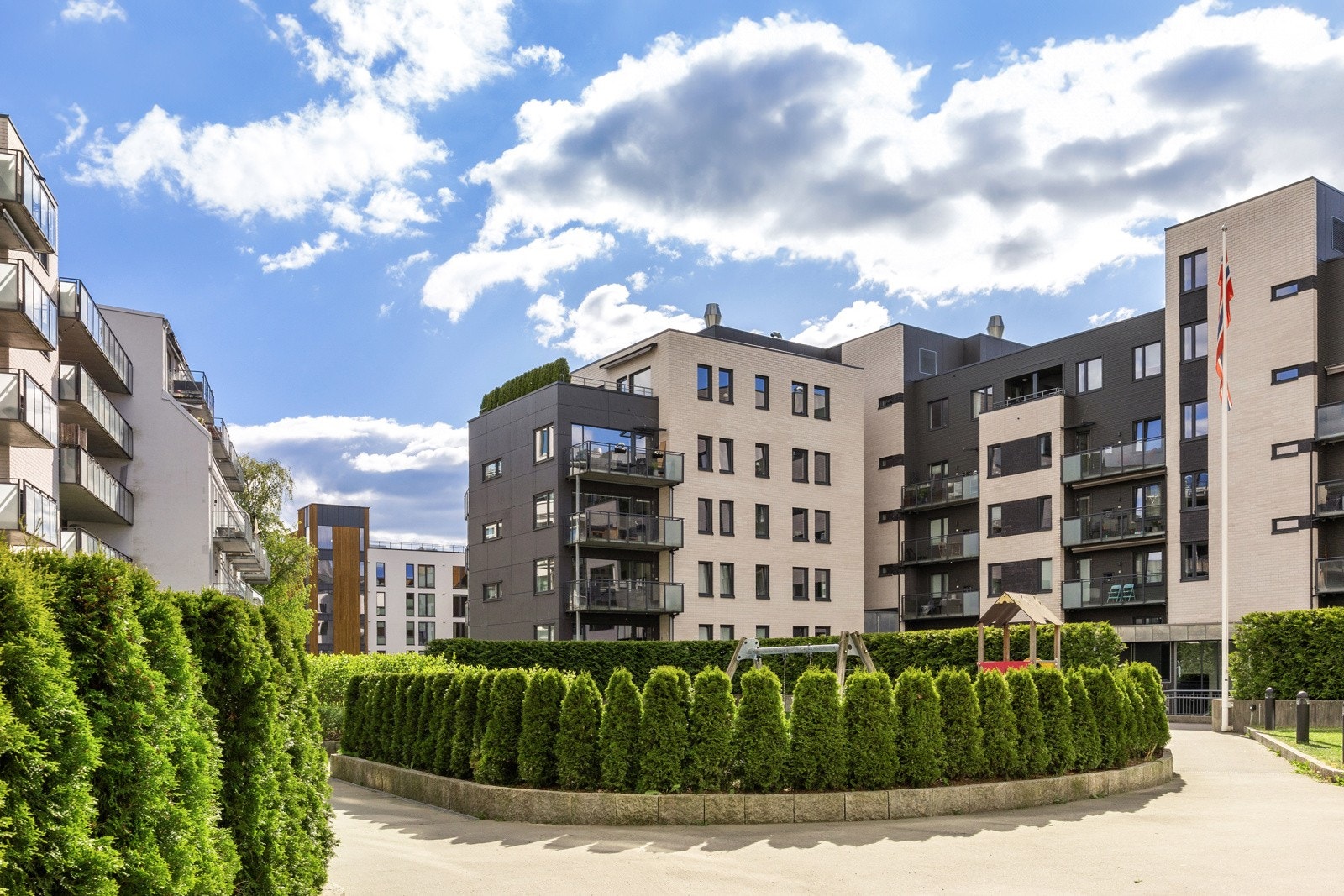 Her bor man svært sentralt med kort avstand til "alt", samtidig tilbaketrukket med Akerselva som nærmeste nabo. Galleribilde