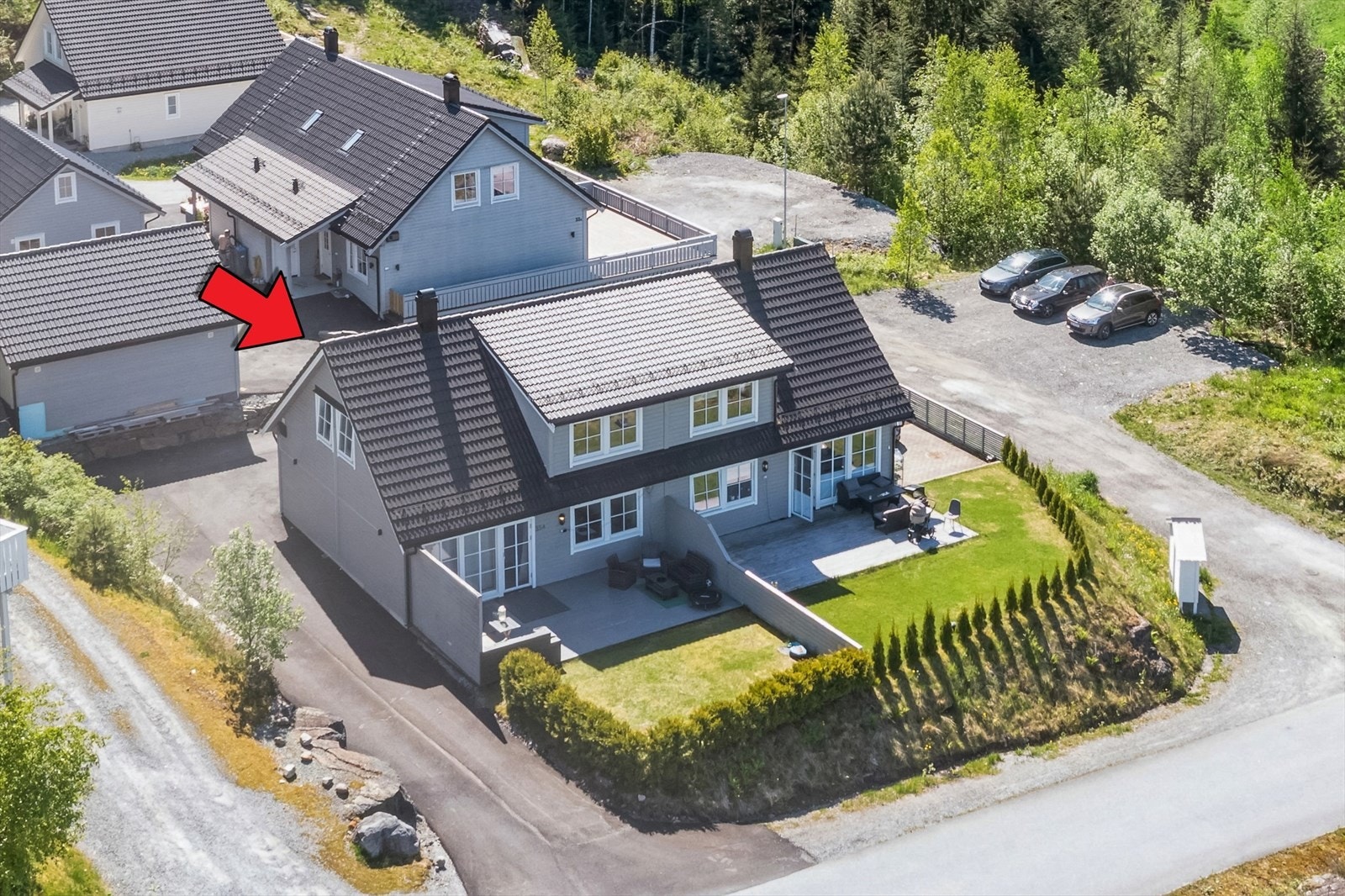 Sturla Nødtvedt og Eiendomsmegler Norge har gleden av å presentere tomannsboligen Hegrehaugen 35A! Galleribilde