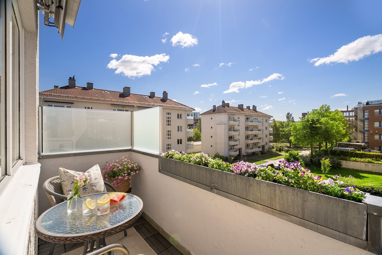 Benjamin Ådna v/ Nordvik har gleden av å presentere denne lekre hjørneleiligheten i byggets 3. etasje Galleribilde