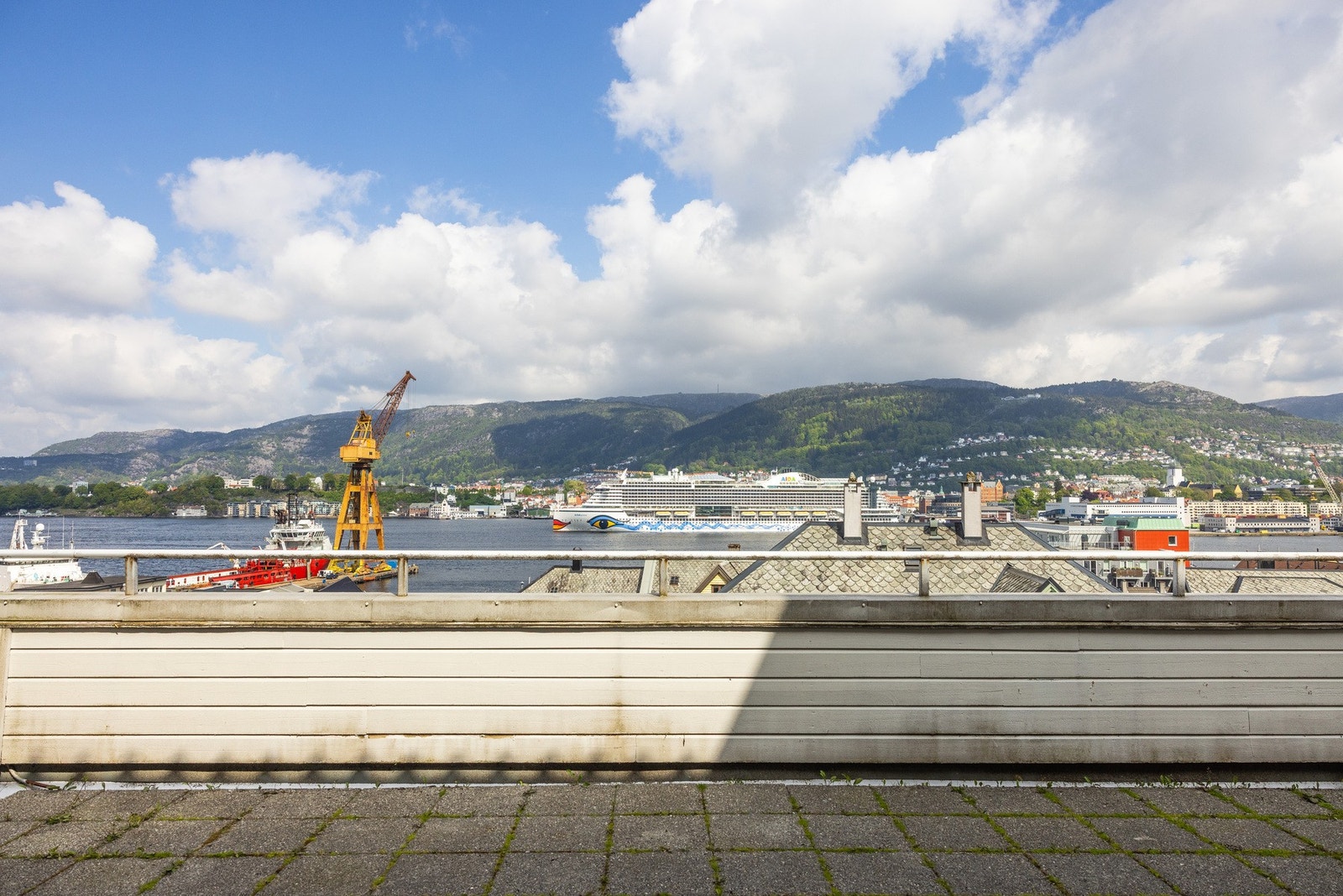 Her kan man nyte flott utsikt over Bergen by og innseilingen. Galleribilde