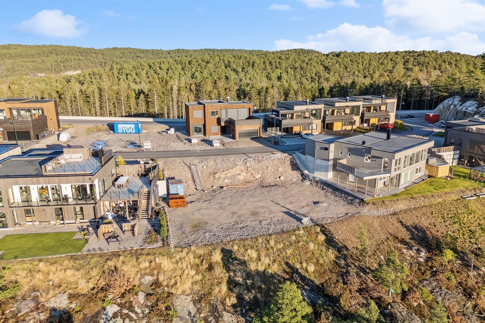 Tomten er plassert i første rekke i populært og nyetablert boligfelt på Langenes Galleribilde