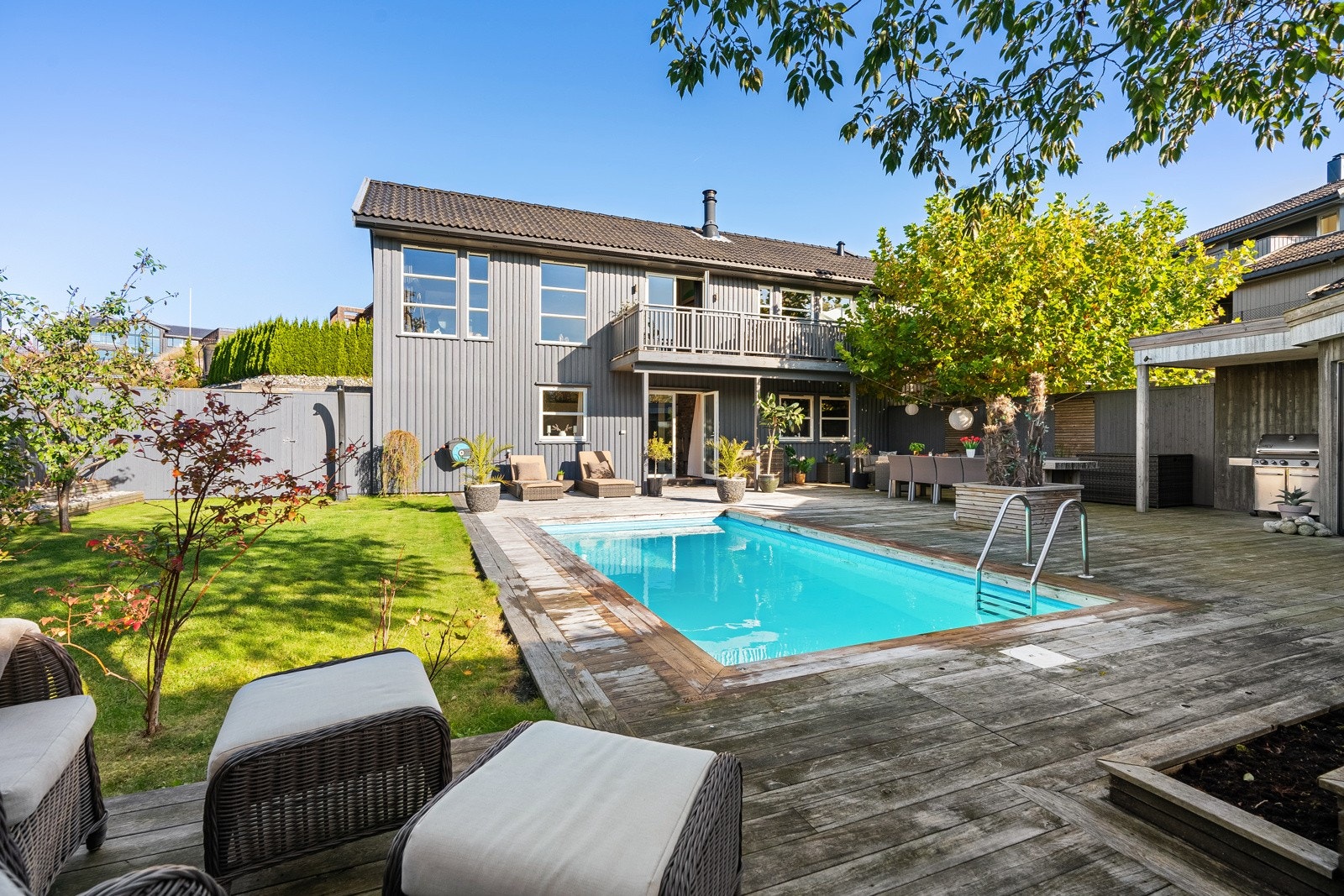 Oppvarmet basseng Galleribilde