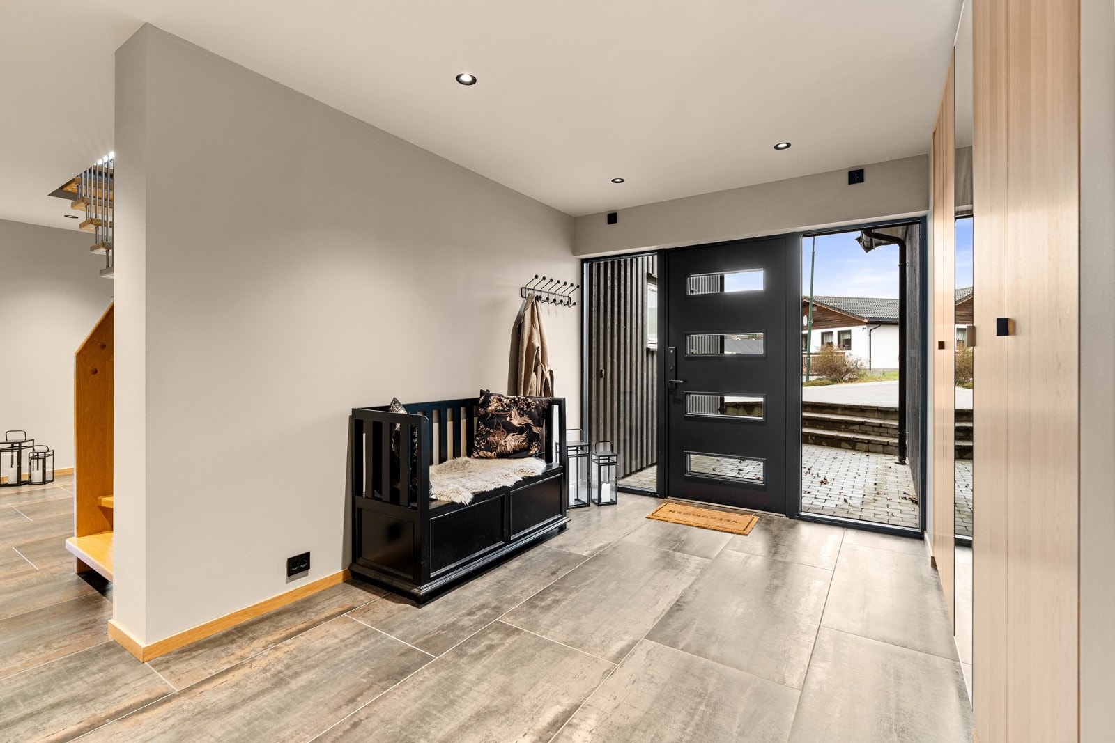 Gang/hall 1. etasje Galleribilde