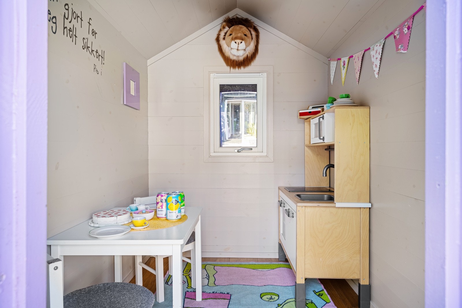 Lekehytte Galleribilde