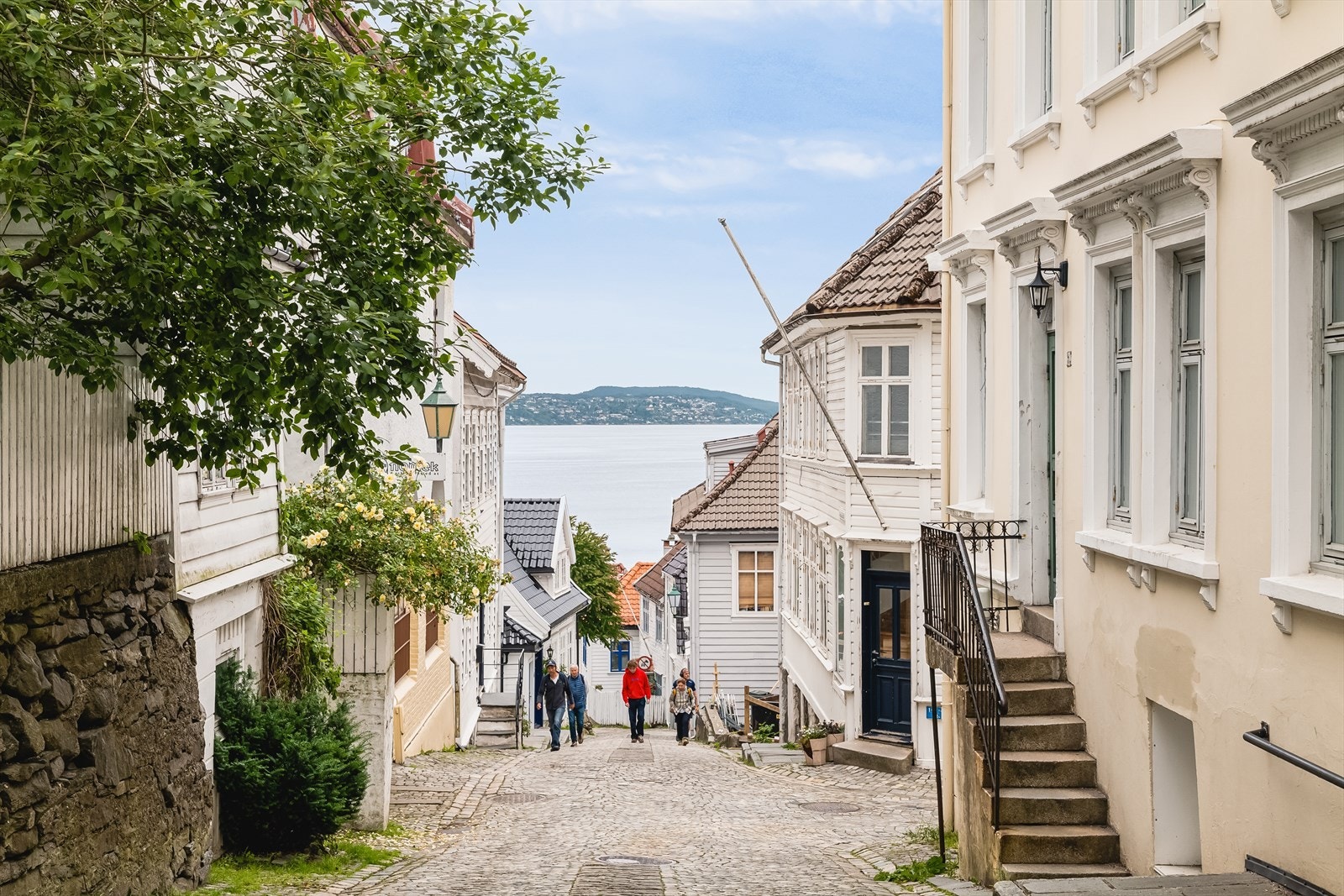 - Området er meget koselig med brosteinsbelagte gater og flott bebyggelse - Galleribilde