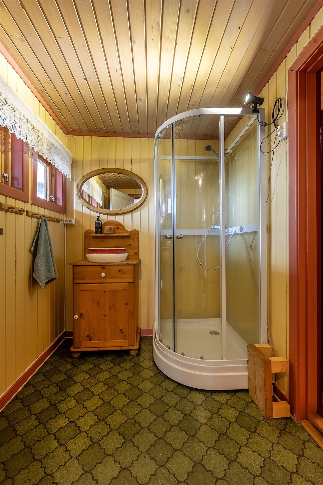 Vaskerom Galleribilde