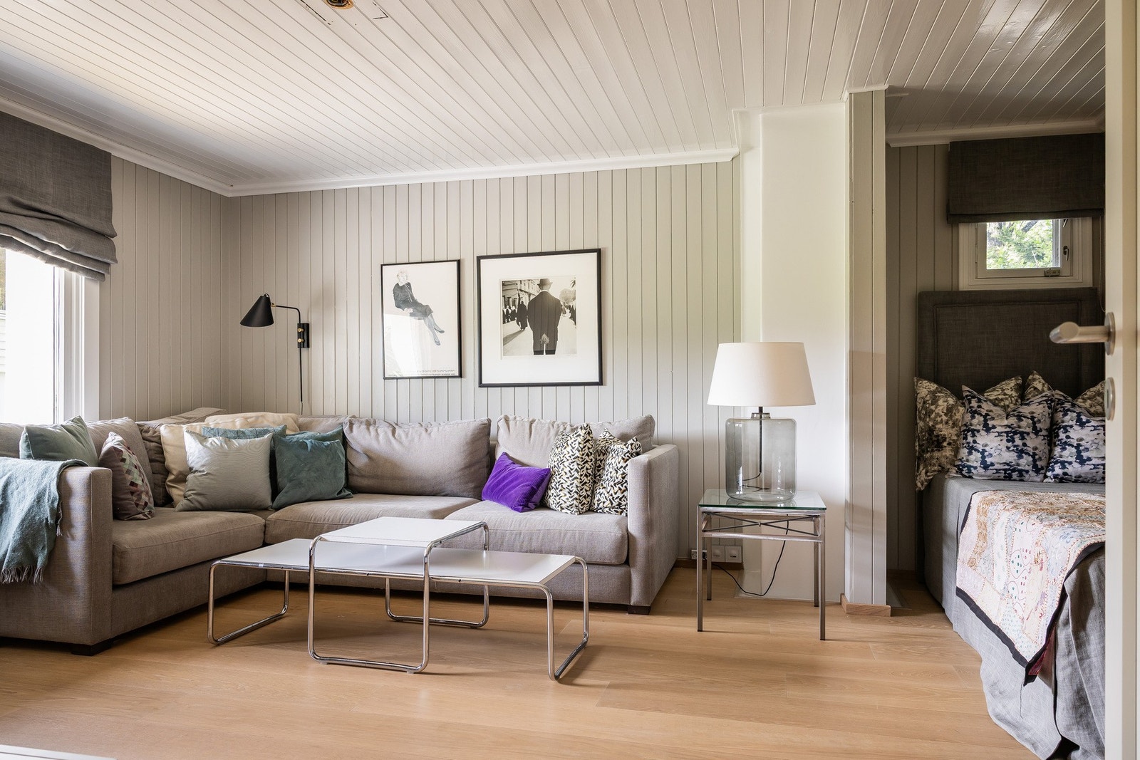 TV- stue/soverom med nytt gulv i 2020 med varmekabler. Galleribilde