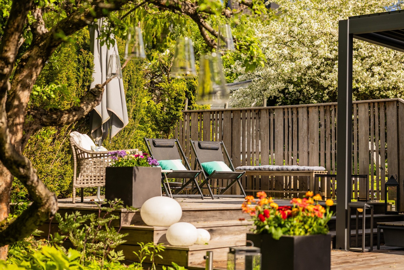 Oppbygd platting med både morgen- og kveldssol Galleribilde