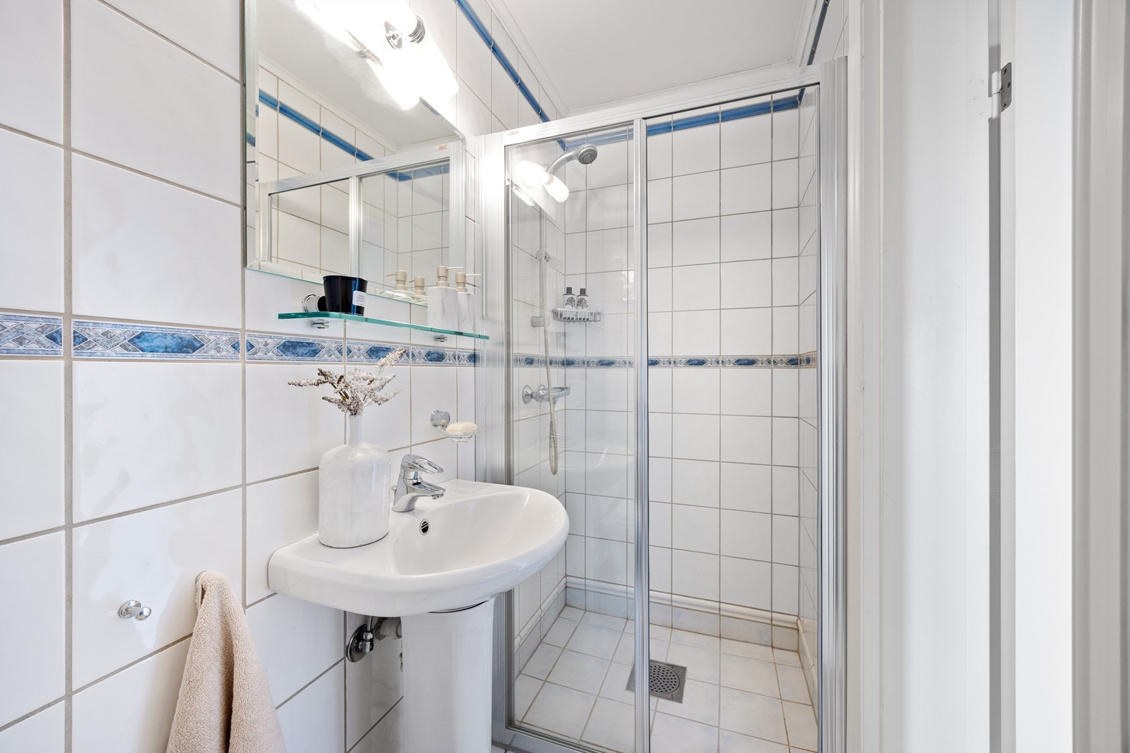 Bad i gangen. Galleribilde