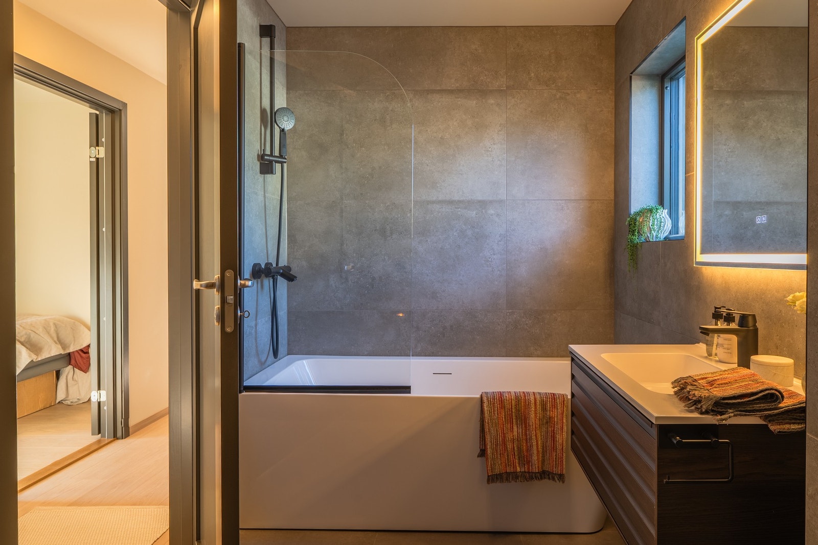 For barnefamilien er det praktisk med badekar. Galleribilde