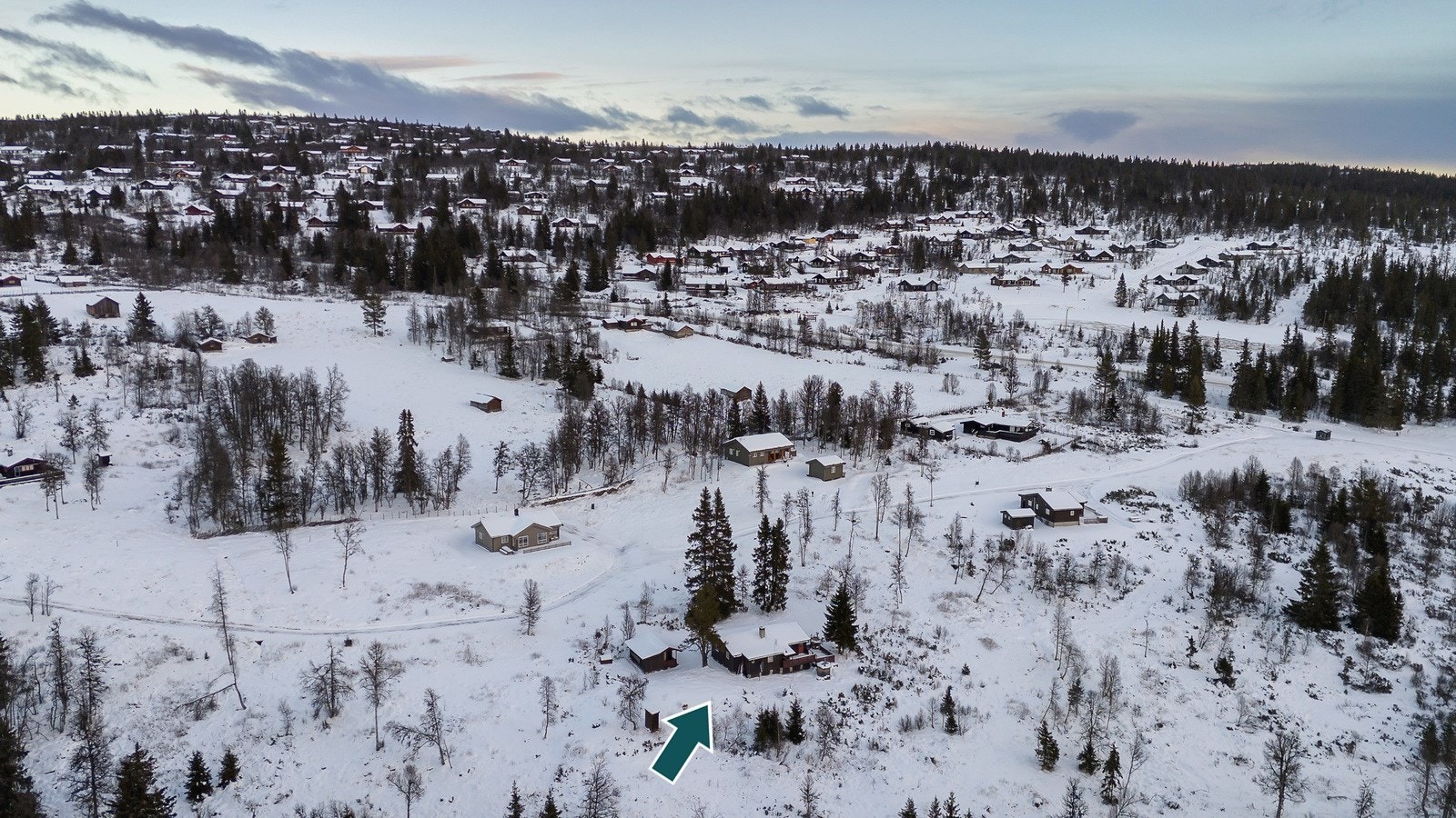 Hyggelig hytte med usjenert beliggenhet i naturskjønne omgivelse på Venabygdsfjellet. Galleribilde