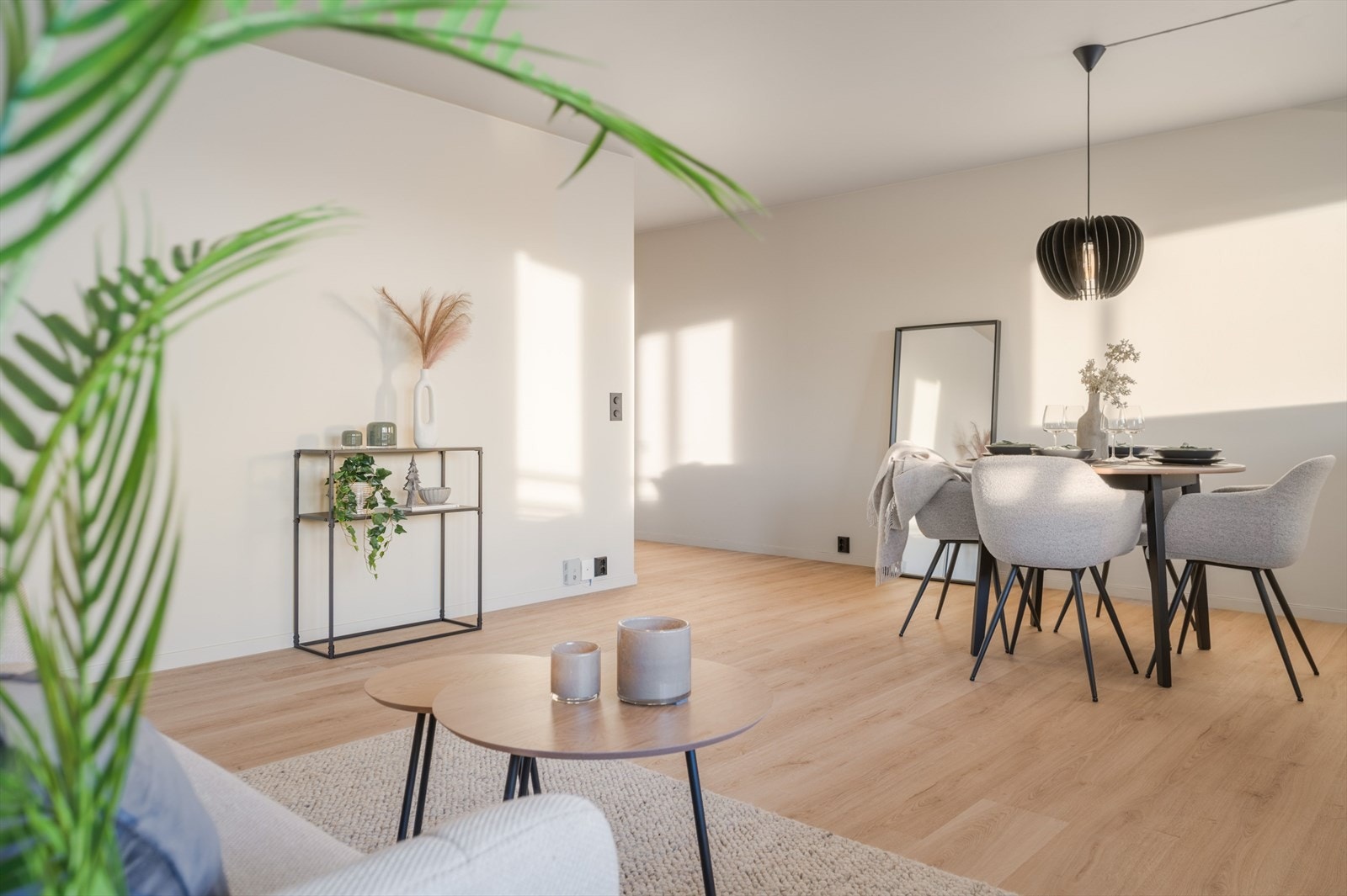 Leiligheten er stilren og nylig pusset opp. Galleribilde