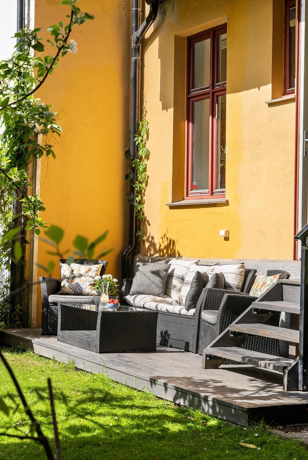 Her kan man nyte morgenkaffen i rolige omgivelser Galleribilde