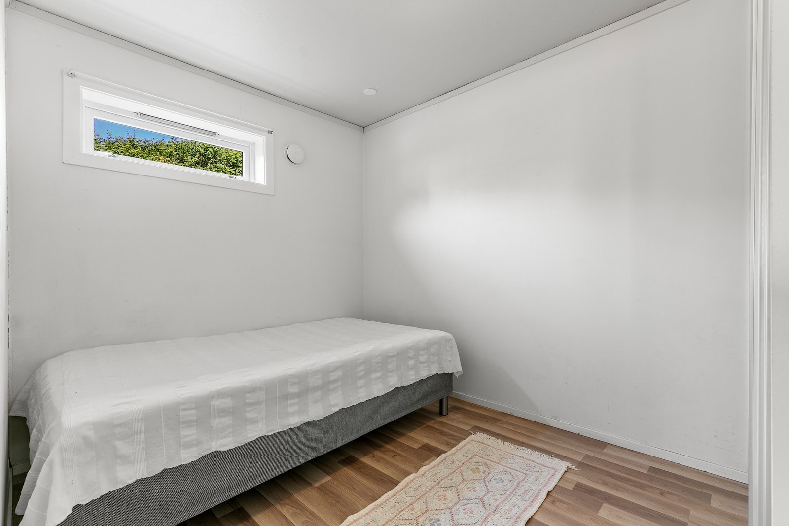 Utleiedelen har også et soverom med garderobe Galleribilde