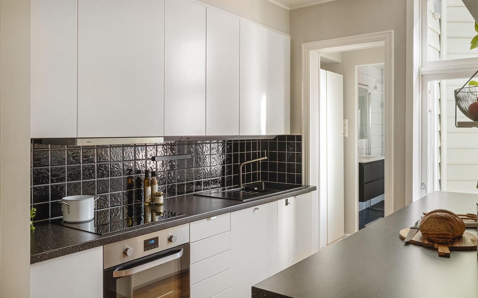 - Kjøkkenet måler 10 m² - Galleribilde