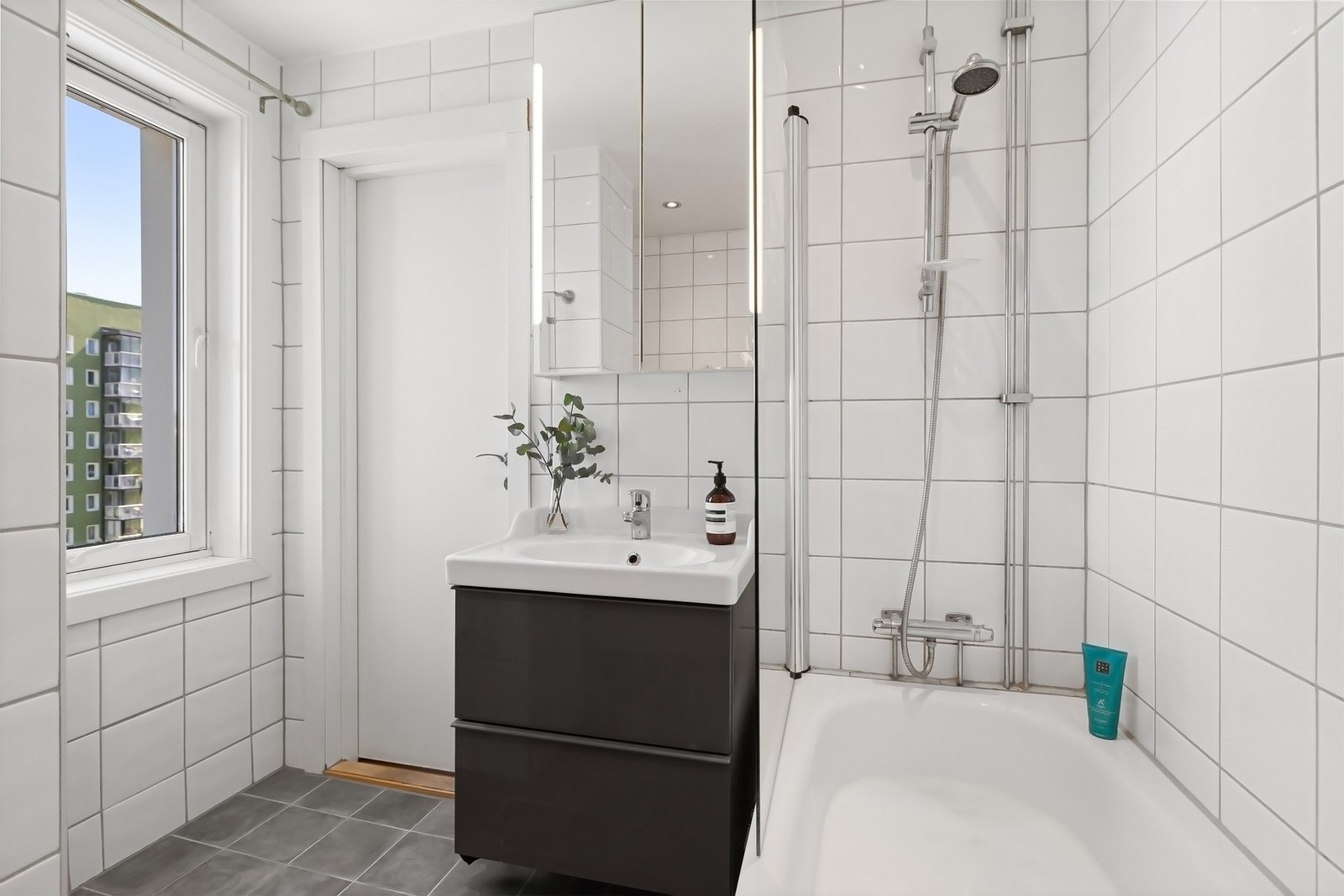 Badet er pusset opp i 2009 i regi av borettsalget Galleribilde