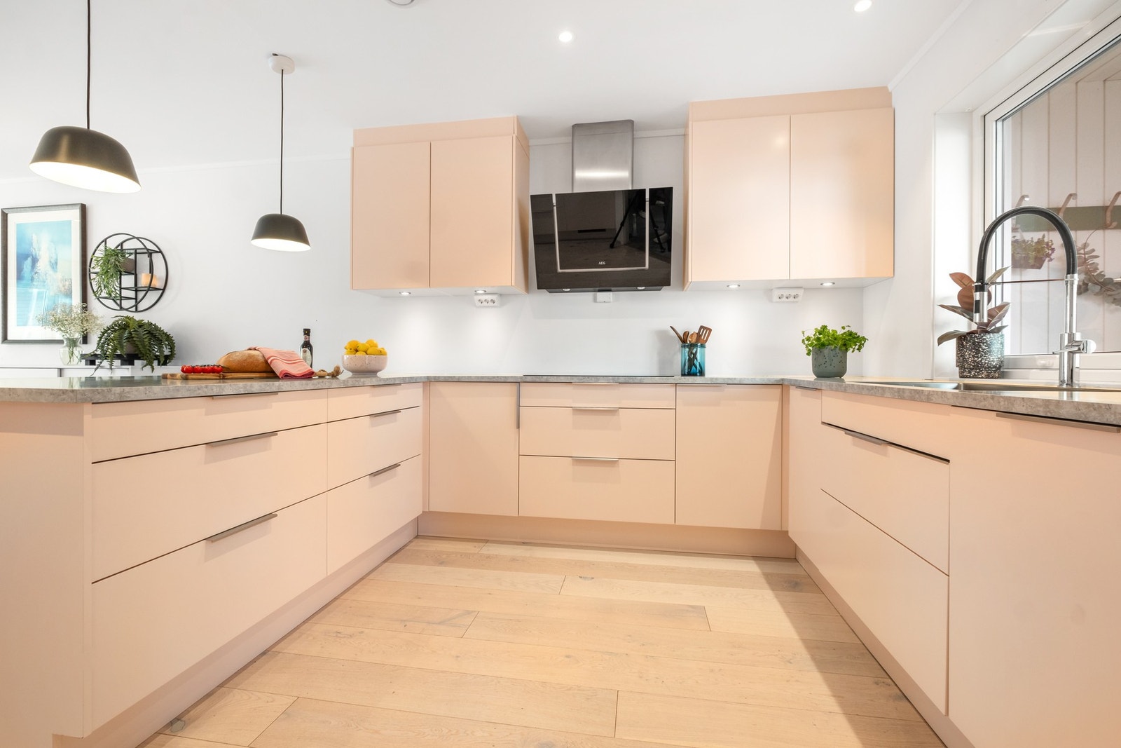 Her er det god plass til flere kokker samtidig Galleribilde