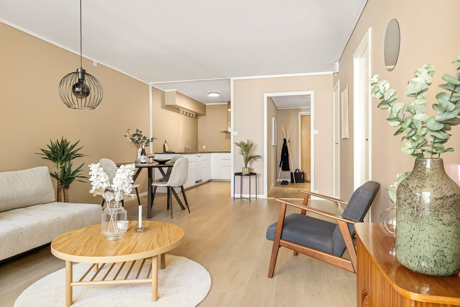 Smakfull leilighet med en åpen og god planløsning. Galleribilde