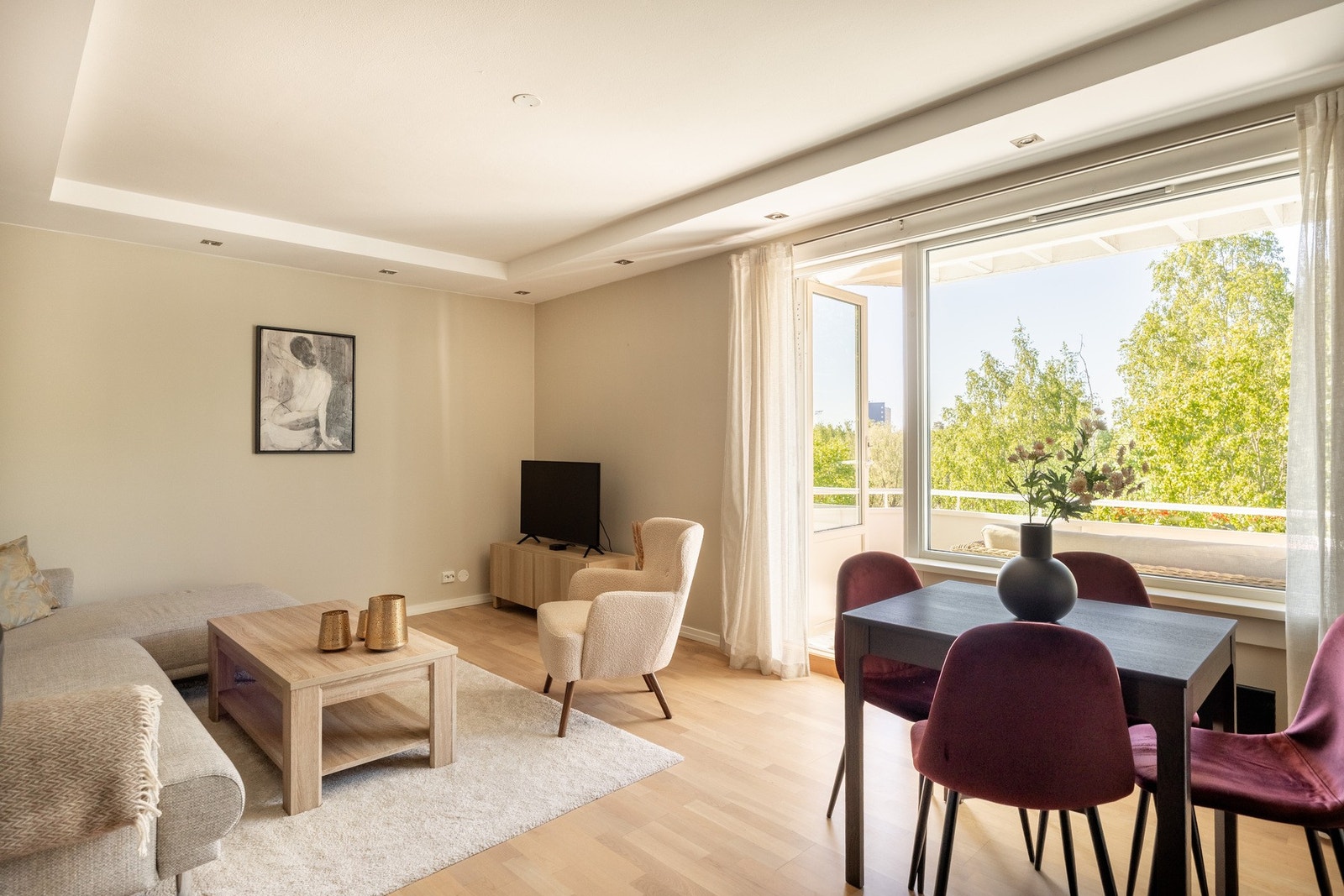 Dette er en lys og trivelig 2-roms andelsleilighet. Galleribilde