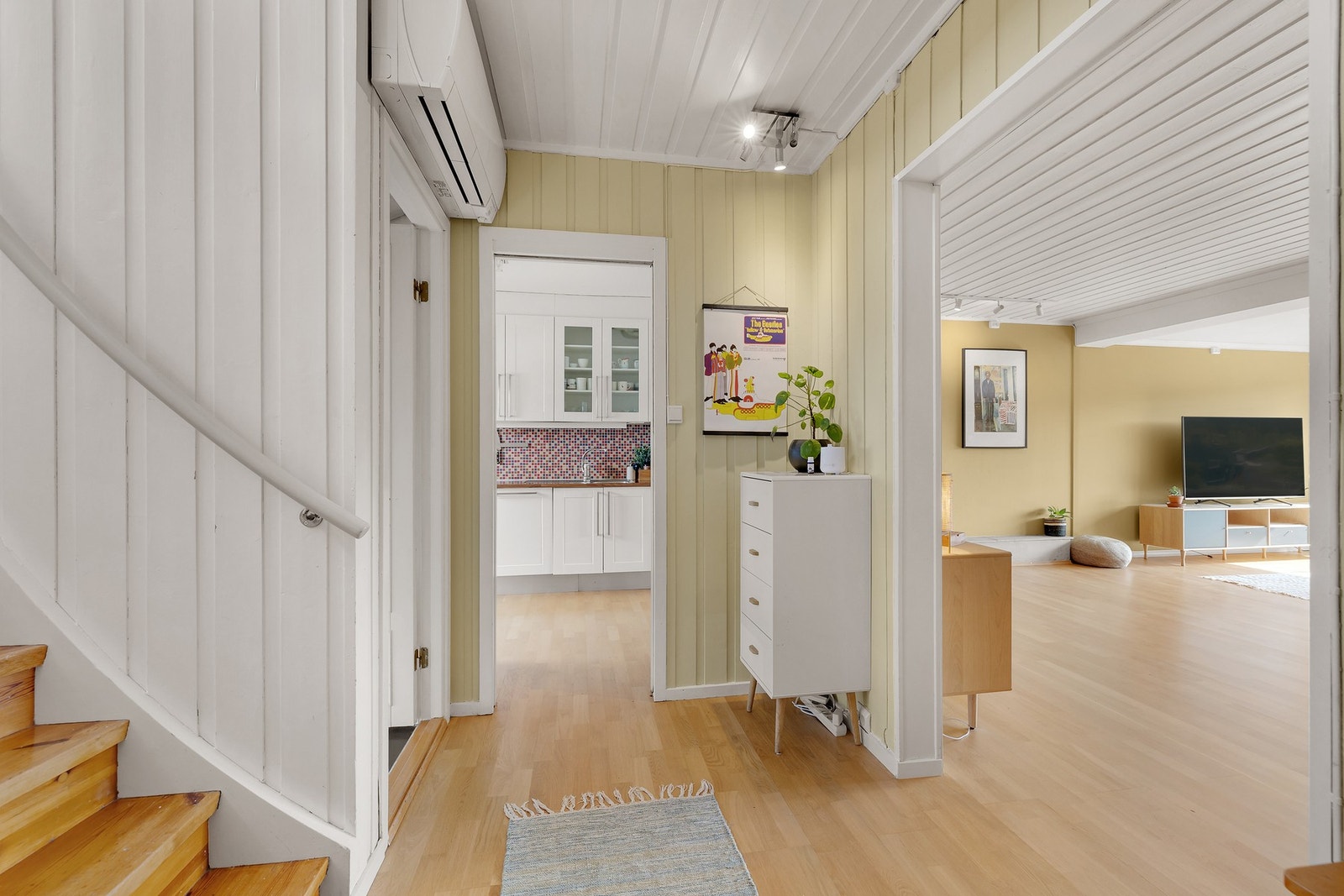 Boligen har en meget god planløsning med separat stue og kjøkken. Galleribilde