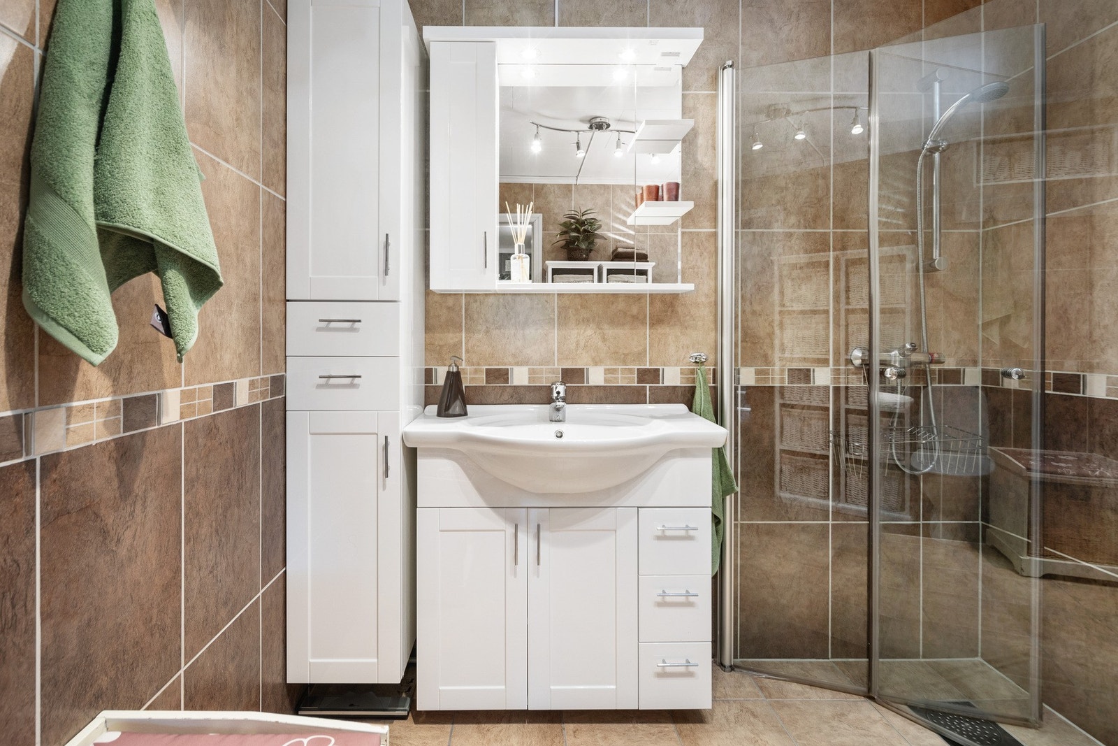 Flislagt bad fra 2015 Galleribilde