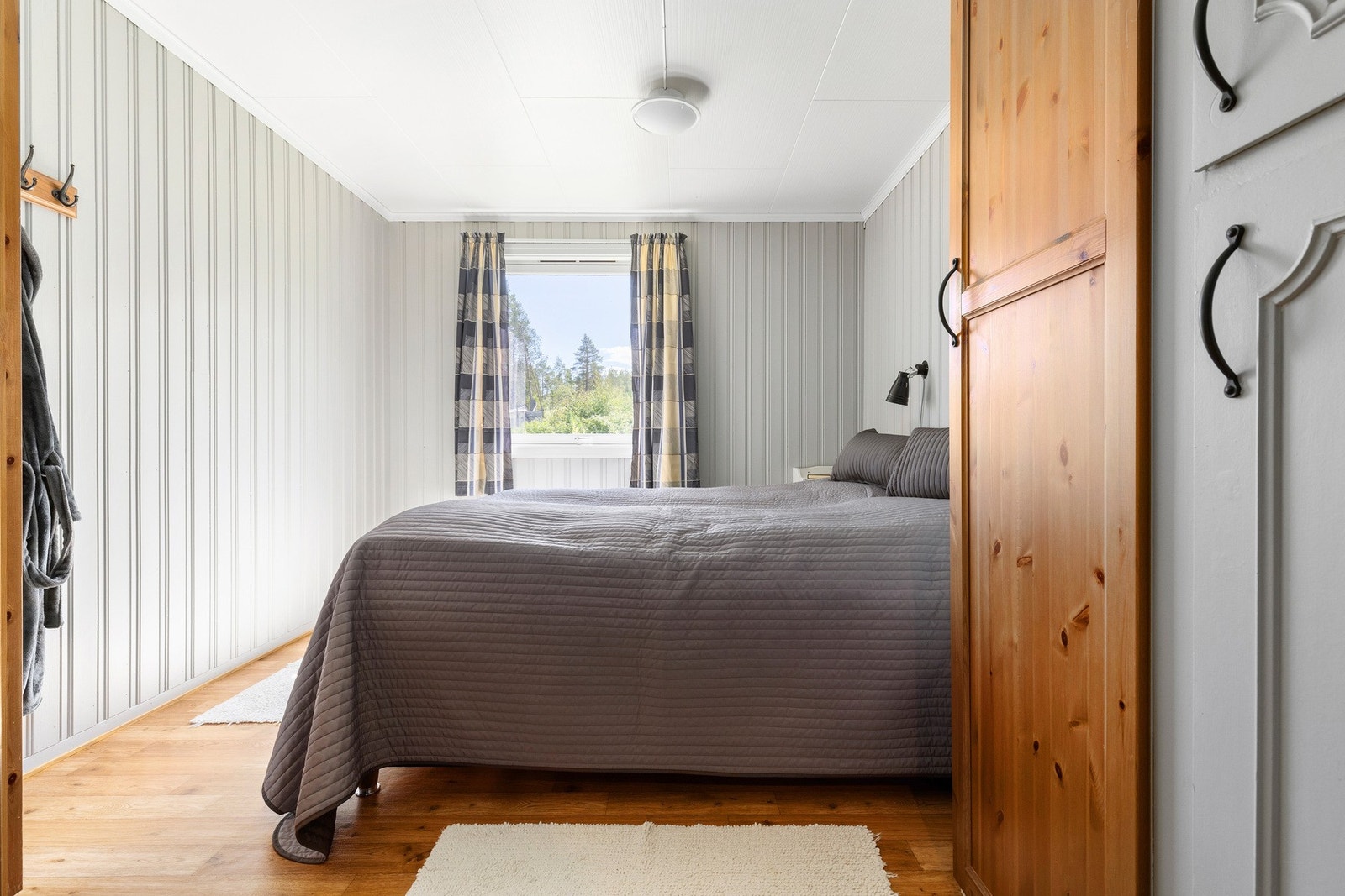 I 1. etasje har du et soverom på 11kvm Galleribilde