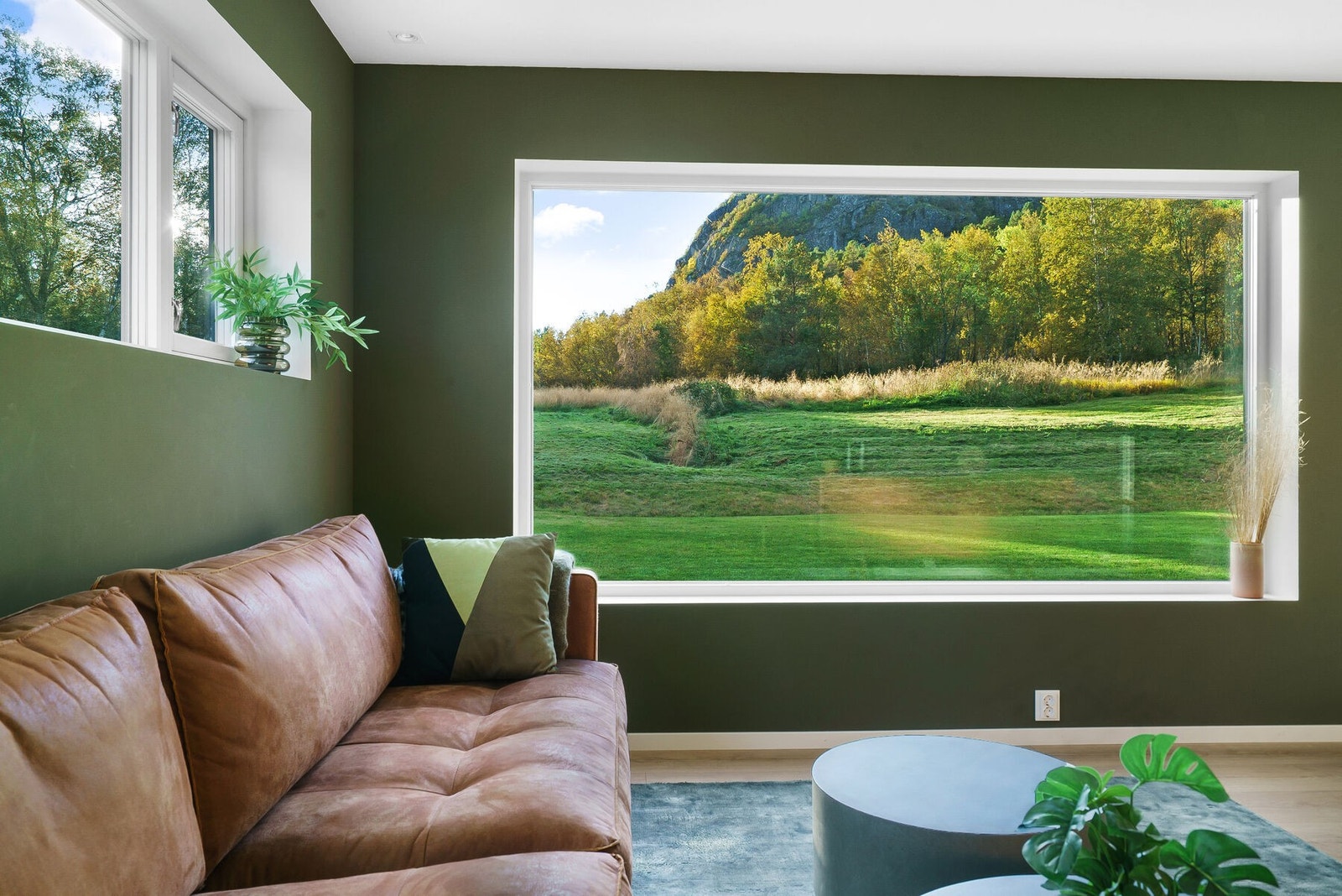 Boligen ble påbygd i 2018 med ny spisestue og entre/gang mot vest. Galleribilde