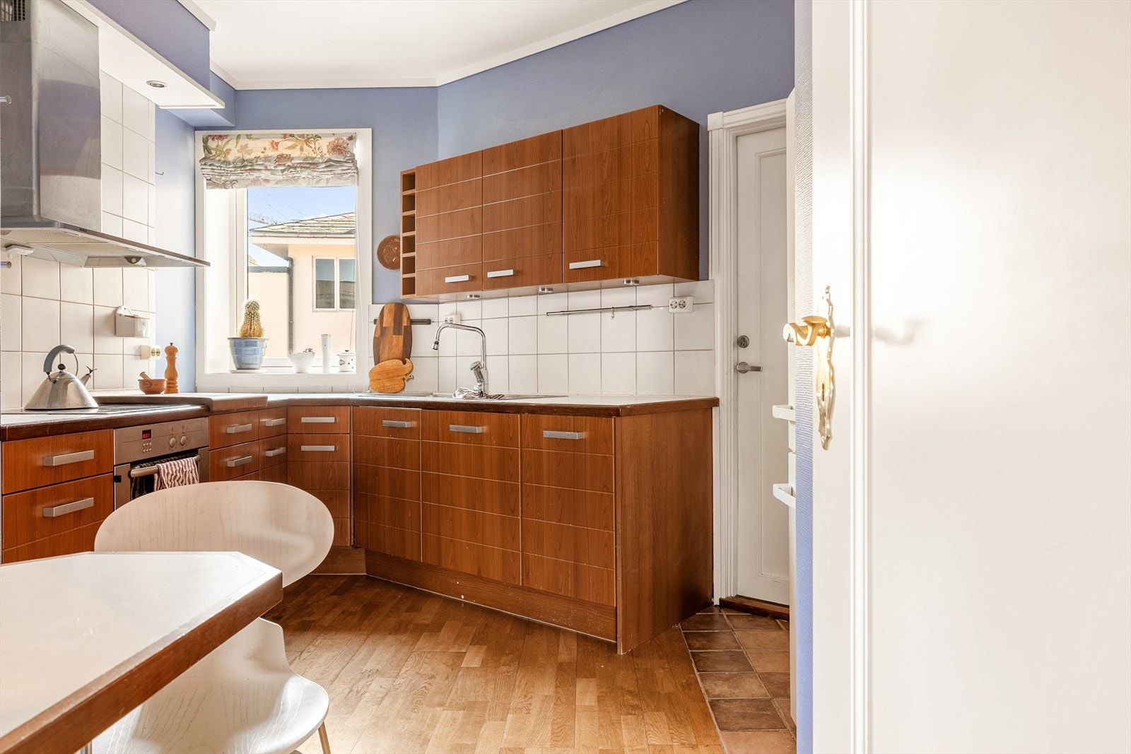 - Separat kjøkken på 10,2 m² - Galleribilde