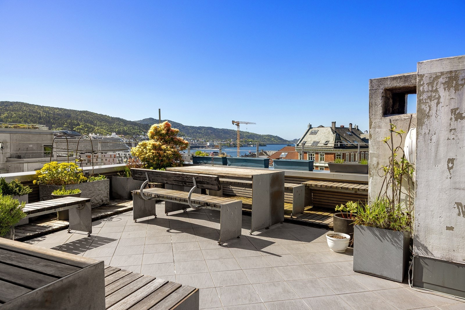 - Felles takterrasse med 360 utsikt over hele Bergen - Galleribilde