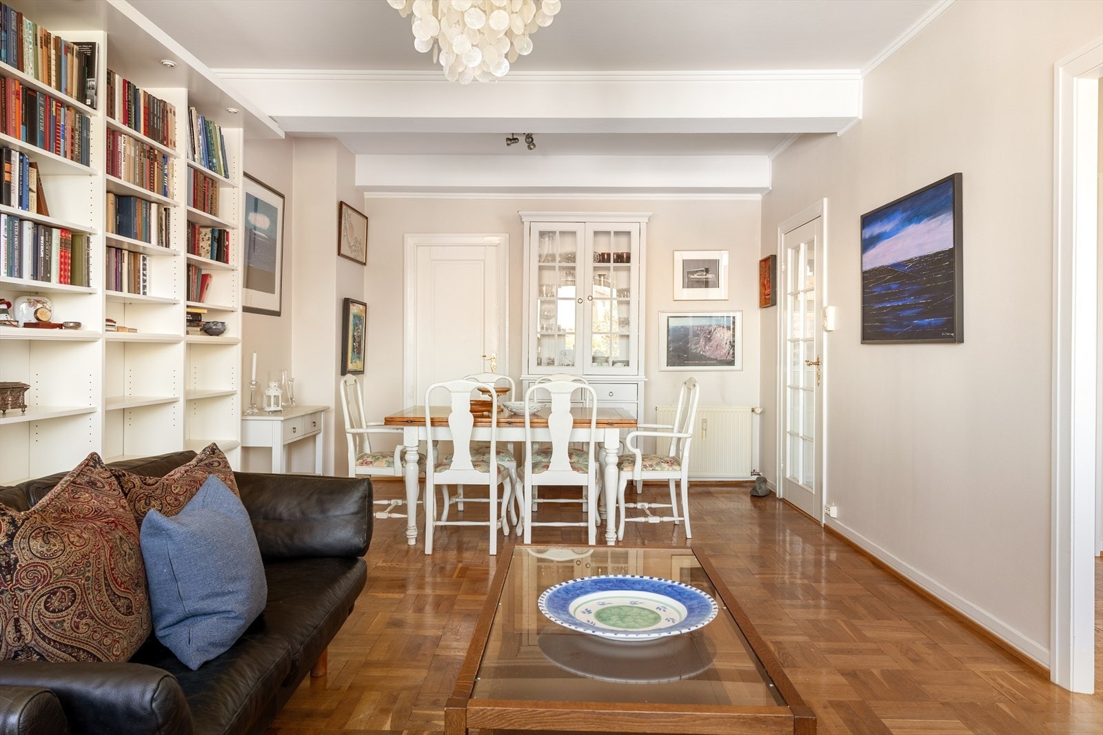 - Imponerende takhøyde på hele 2,76 meter - Galleribilde