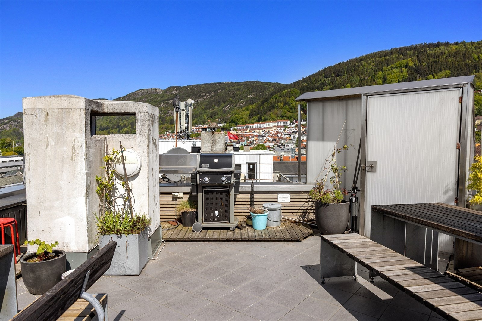 - Perfekt for grilling, sosiale sammenkomster og avslapning under åpen himmel - Galleribilde